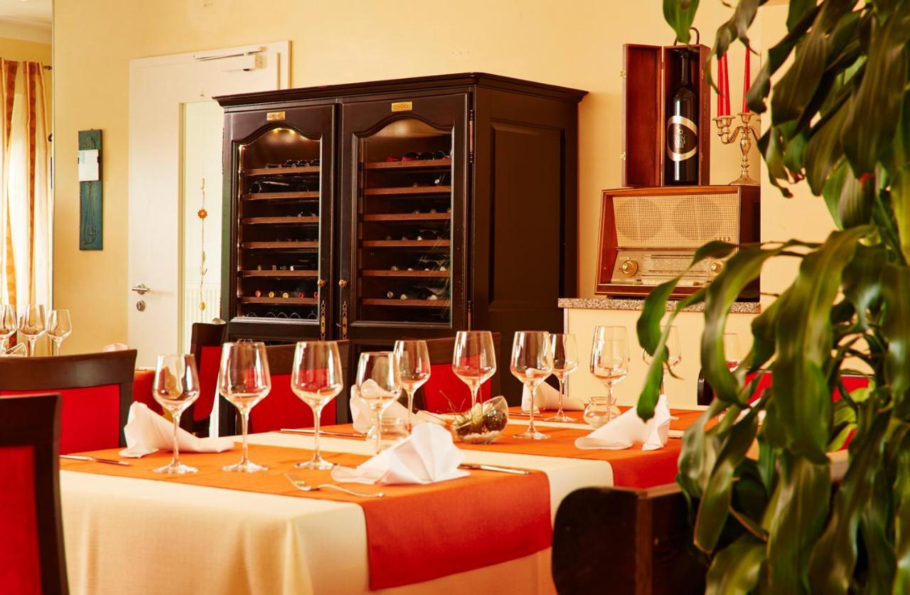 Hotel Restaurant Da Vinci Lahr  Bagian luar foto